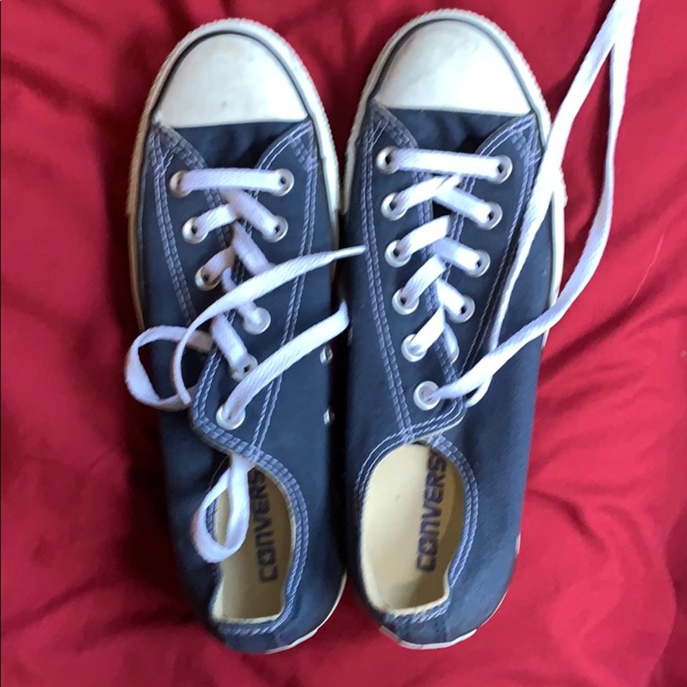Navy converse great condition